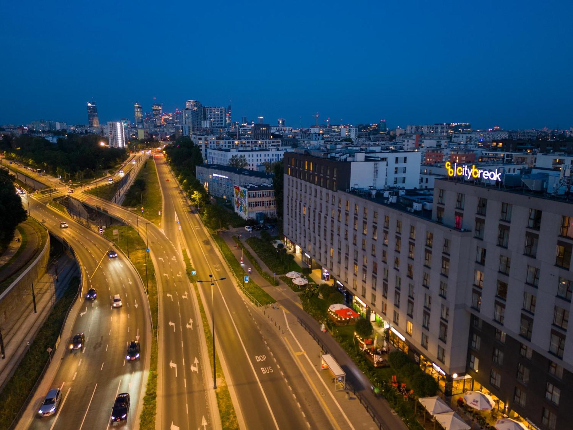 City Break Wolska Aparthotel Varsovia Exterior foto